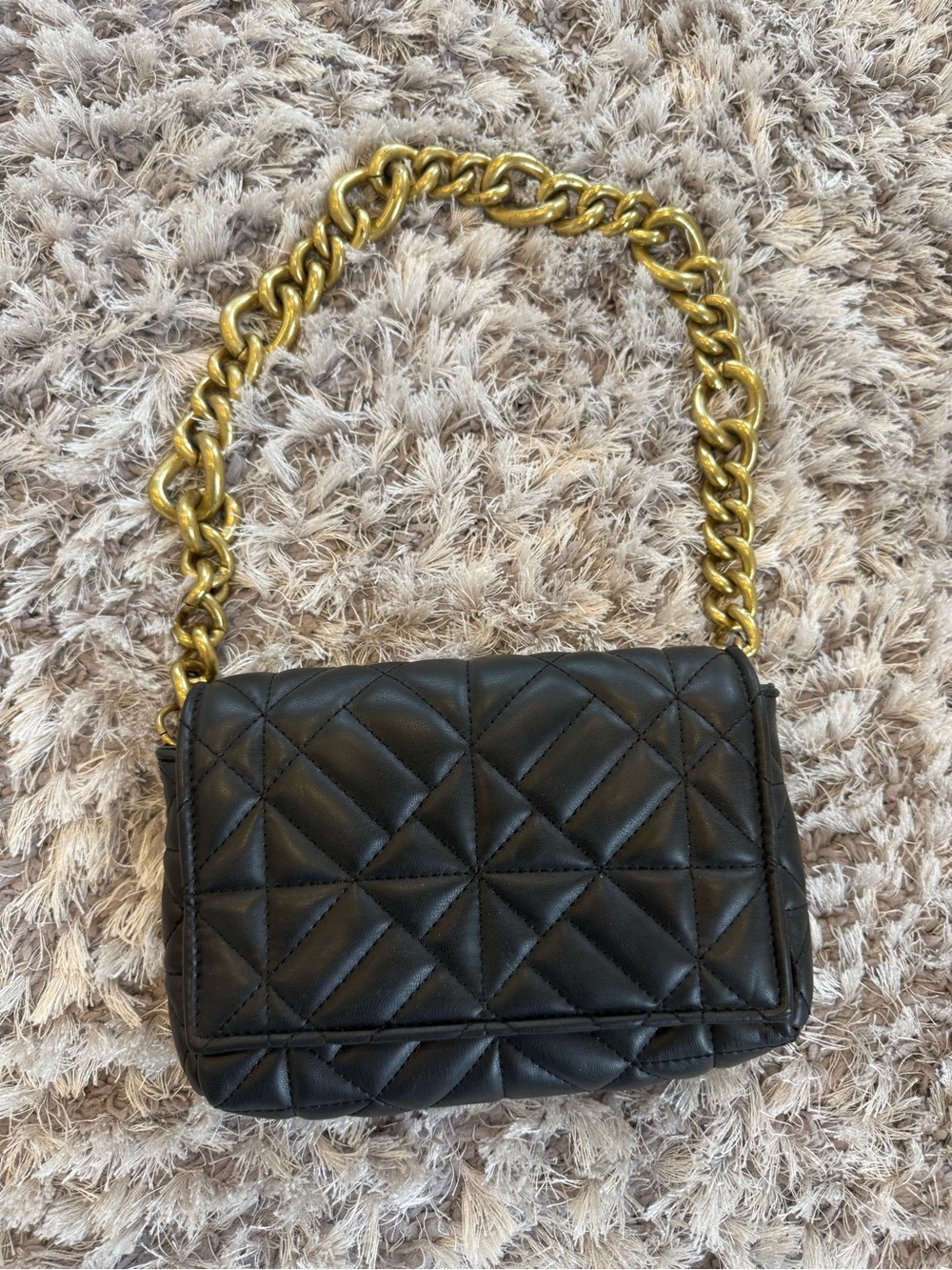 Black Quilted Chain-Handle Shoulder Bag - Women's Fashion